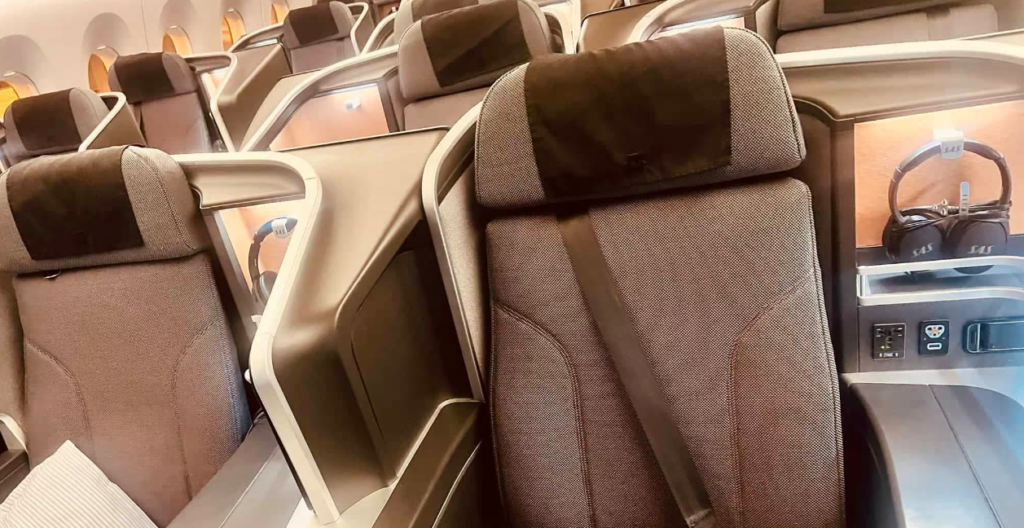SAS Business Class, SAS Business Class seats, SAS Business Class suites